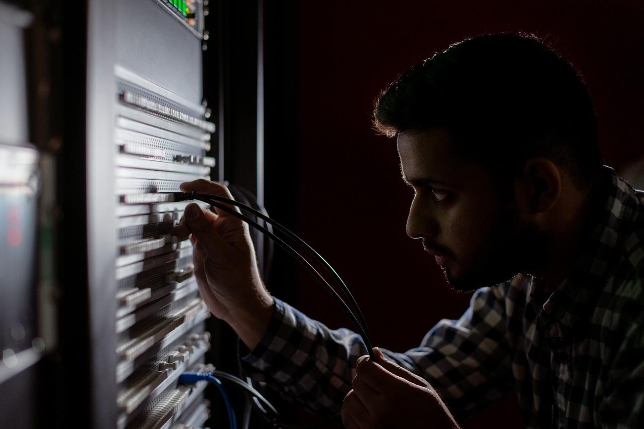 O risco financeiro de utilizar cabos não homologados em projetos de engenharia